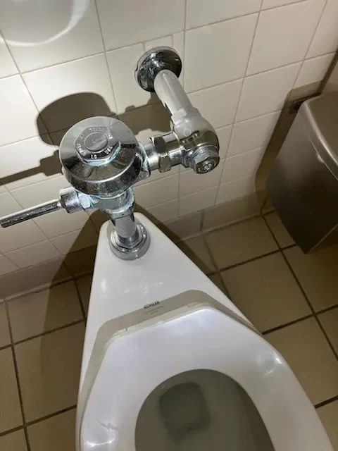 Fixture installation and repair for Repiping in El Miradero